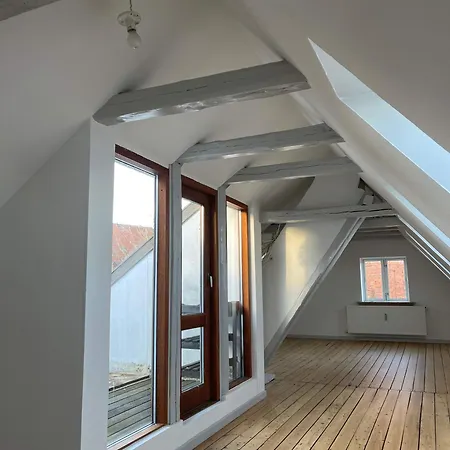 The Terrace Loft - 2-bedroom Duplex Horsens